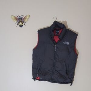 The North Face Men's Black and Red Vest